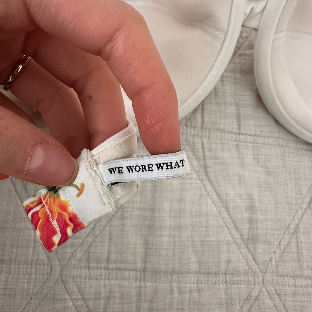 We Wore What Bikini Top 32D - Picture 2 of 2